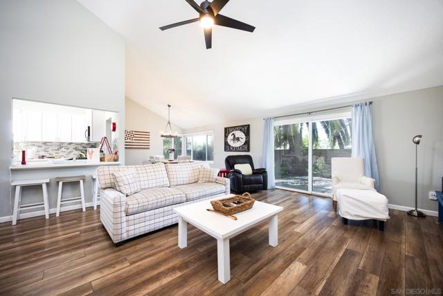 1857 Goldenrod Ln, Vista CA: https://media.crmls.org/mediaz/587e7f5d-f605-4899-81b5-d9758aad5cbe.jpg
