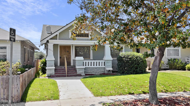 Detail Gallery Image 3 of 40 For 3609 4th Ave, Los Angeles,  CA 90018 - 2 Beds | 2 Baths