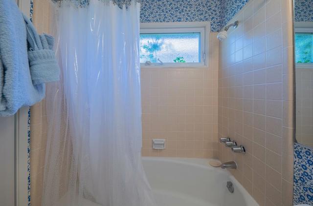 26265 Valley View Avenue, Carmel CA: https://media.crmls.org/mediaz/587edf63-dcdc-467a-8fbb-90a9fc32f3cd.jpg