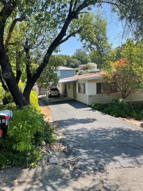 582 Silver Leaf Drive, Oroville CA: https://media.crmls.org/mediaz/587ef9db-397d-4083-a623-798197c267ef.jpg