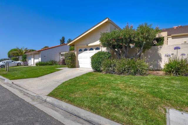 Detail Gallery Image 2 of 31 For 6548 Camino Del Parque, Carlsbad,  CA 92011 - 2 Beds | 1/1 Baths
