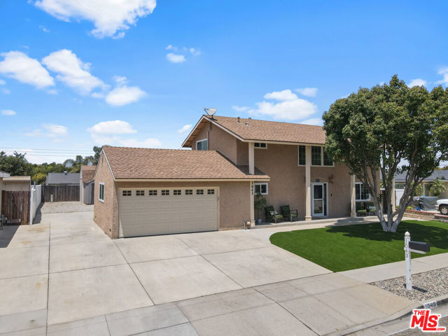 1043 Appleton Road photo 3