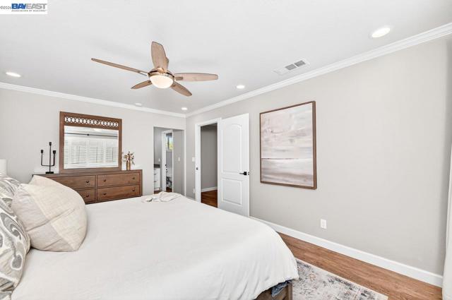 907 Hazel St, Livermore CA: https://media.crmls.org/mediaz/587fada7-048a-4ed8-bdf3-1a7f4a16496c.jpg