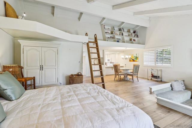 1933 Alga Road, Carlsbad CA: https://media.crmls.org/mediaz/58807c40-39e1-4608-85ac-e60fd9ee02a8.jpg