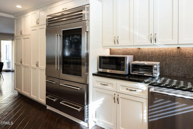 Detail Gallery Image 9 of 39 For 382 E California Bld #105,  Pasadena,  CA 91106 - 3 Beds | 2 Baths