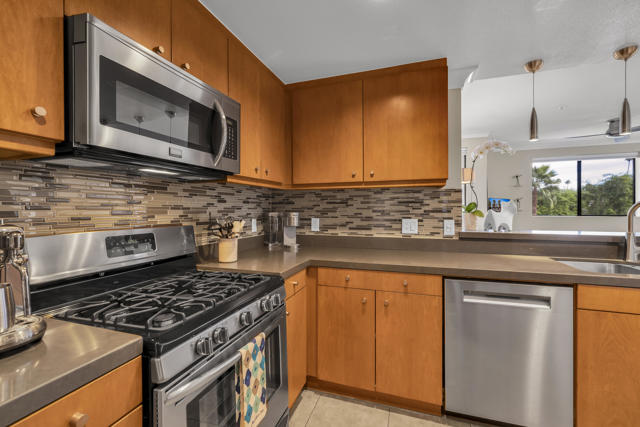 1028 E Palm Canyon Drive #207, Palm Springs, CA 92264