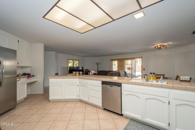 Detail Gallery Image 9 of 27 For 670 Lions Gate Dr, Oxnard,  CA 93030 - 3 Beds | 2/1 Baths