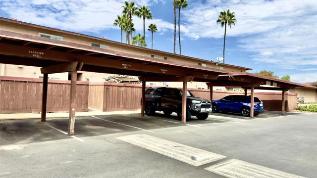 9719 WINTERGARDENS BLVD, Lakeside CA: https://media.crmls.org/mediaz/58822137-50c0-43c7-995d-1ace06251f60.jpg