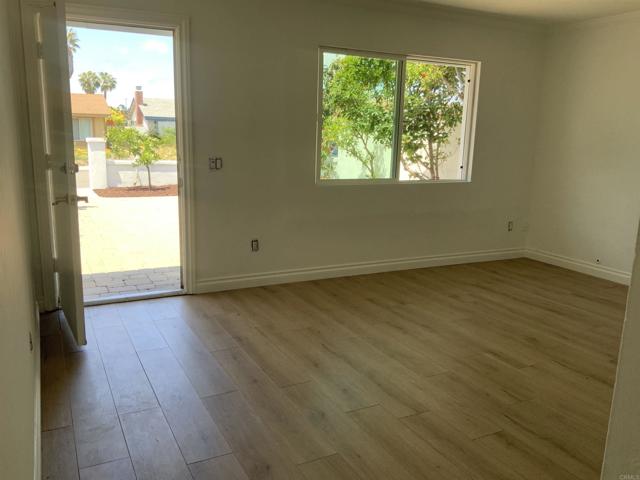 Image 6 of 36 For 11153 Acaso Way