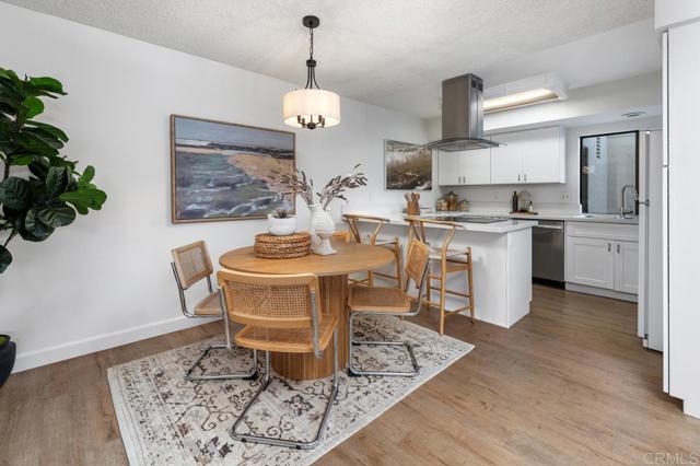 Detail Gallery Image 7 of 18 For 3911 Camino Lindo, San Diego,  CA 92122 - 3 Beds | 1/1 Baths