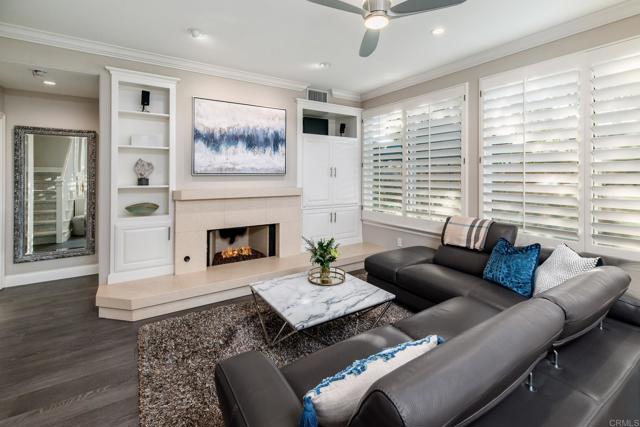 Detail Gallery Image 7 of 46 For 3596 Torrey View Ct, San Diego,  CA 92130 - 4 Beds | 3/1 Baths