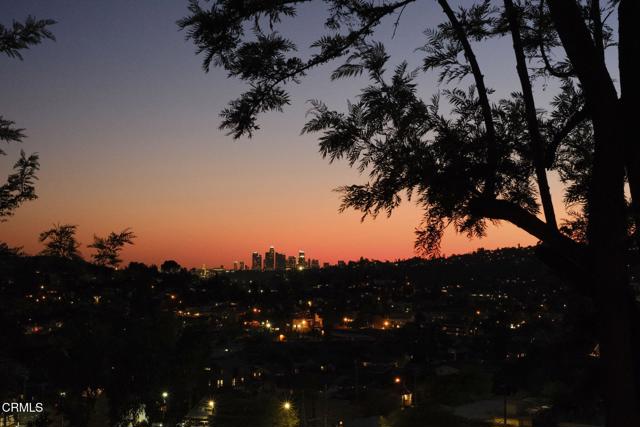 Detail Gallery Image 9 of 10 For 6201 1/2 Saylin Ln, Los Angeles,  CA 90042 - 5 Beds | 2/2 Baths