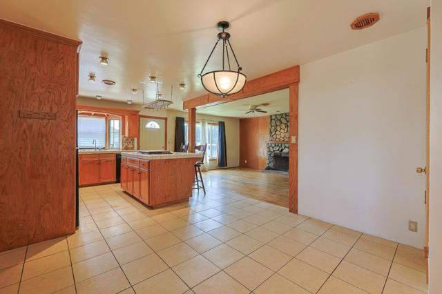 216 Crescent, Salinas CA: https://media.crmls.org/mediaz/5885ecdb-3f51-4a03-a6ae-a31ea87189b5.jpg