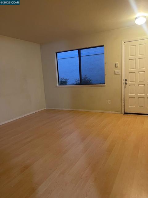 1140 Detroit Avenue, Concord CA: https://media.crmls.org/mediaz/58876e79-aca0-4a36-b1cc-b64611d889d4.jpg