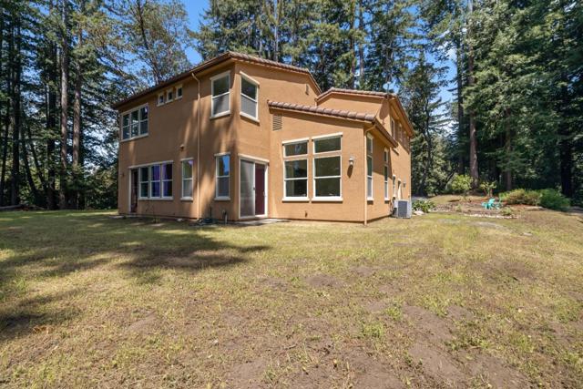 220 Hillary, Boulder Creek CA: https://media.crmls.org/mediaz/58881978-812e-4626-ba9f-0c06be22d7d3.jpg