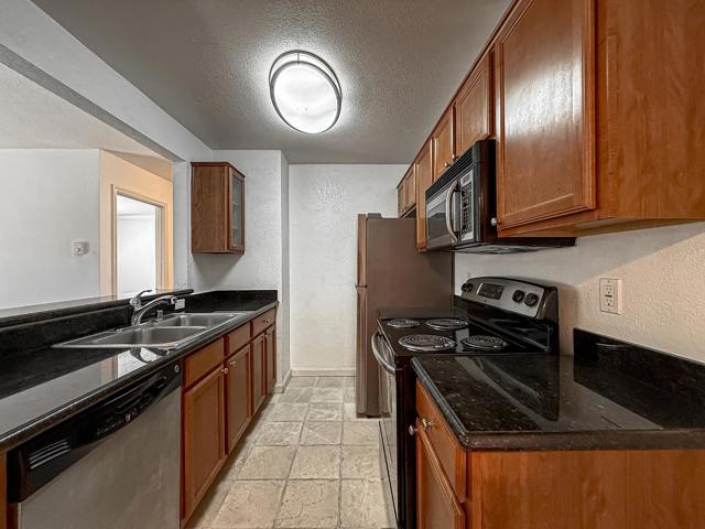 3388 Red Cedar Terrace, Fremont CA: https://media.crmls.org/mediaz/5889c5d4-95b1-494a-80cf-769d99e657ac.jpg