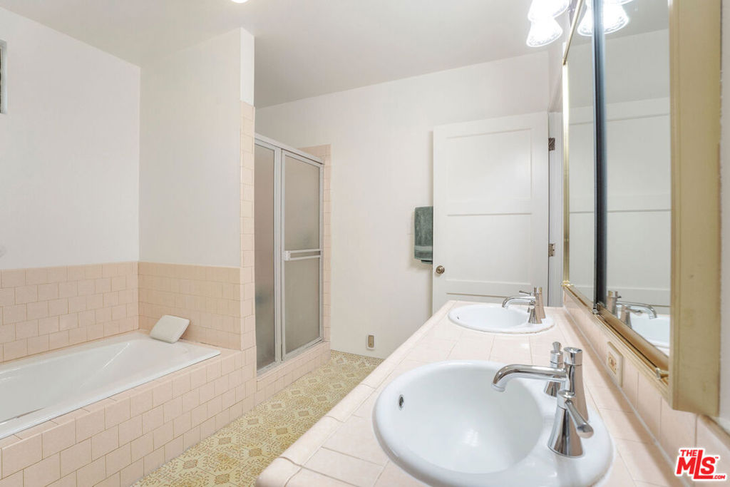 MLS #25618043 image #22