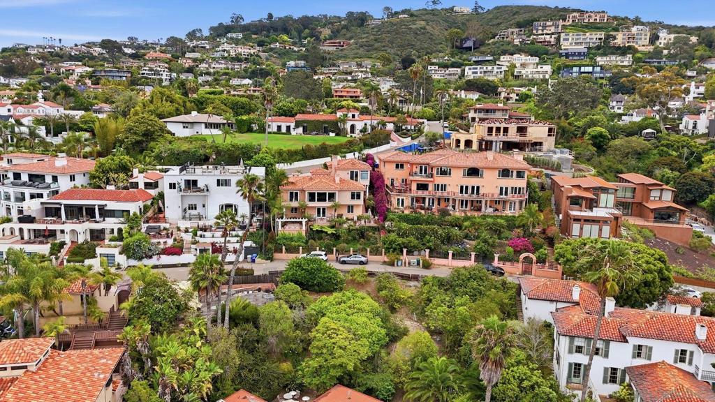 1822 Amalfi St. - photo 11