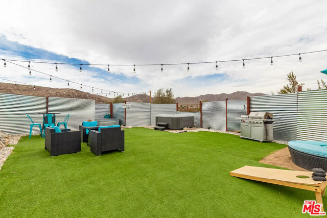 62177 Jericho Way, Joshua Tree CA: https://media.crmls.org/mediaz/588cd7f1-ccf7-49a4-9450-73fdb1921ead.jpg