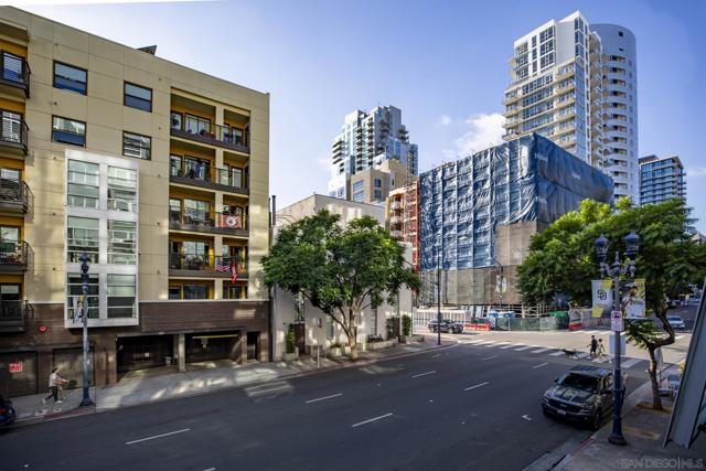 1025 Island Ave, San Diego CA: https://media.crmls.org/mediaz/588dfafe-ec59-408e-a906-ed78b113a74f.jpg