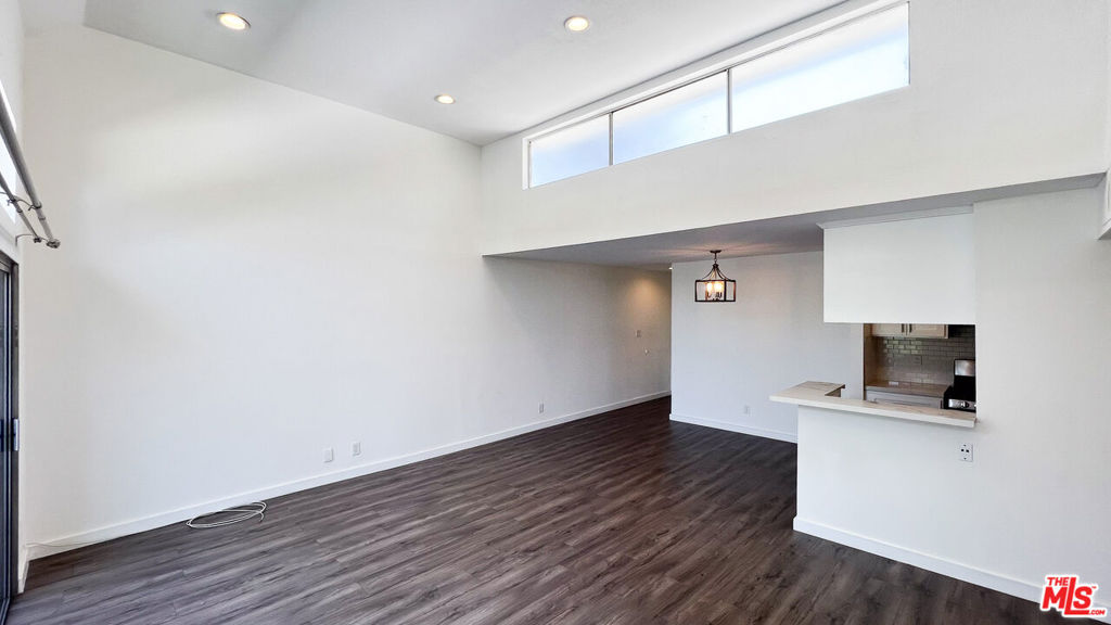 5700 Etiwanda Avenue #257
