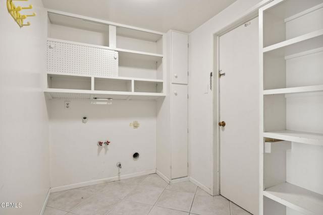 1138 Lantana Street, Camarillo CA: https://media.crmls.org/mediaz/588fd6af-f6f3-476c-8ec9-d8db356bcf18.jpg
