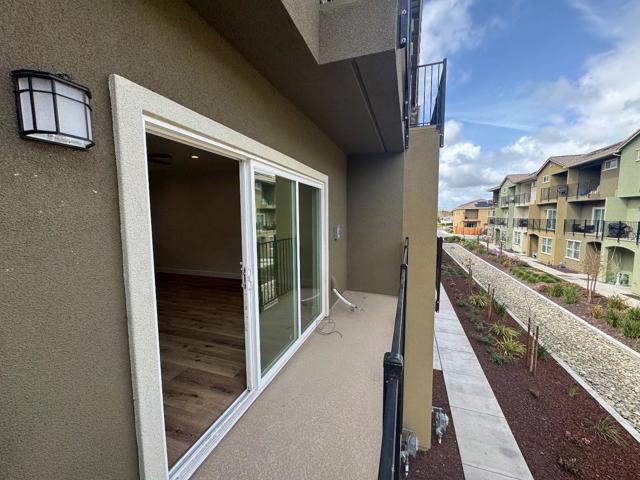 116 Bundeson Circle, Hollister CA: https://media.crmls.org/mediaz/588ff1fa-73f0-436d-8976-27bfe86c79af.jpg