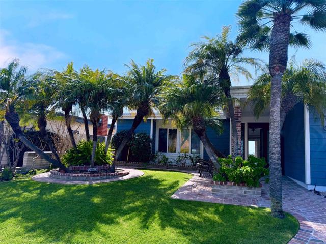3063 Nute Way, San Diego CA: https://media.crmls.org/mediaz/589029c3-b45c-40b9-b6f9-e07aa41cbd0b.jpg