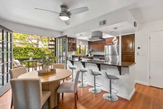 2362 Altisma Way, Carlsbad CA: https://media.crmls.org/mediaz/5890a2ff-2934-4756-85b4-e2ed947ddc7b.jpg