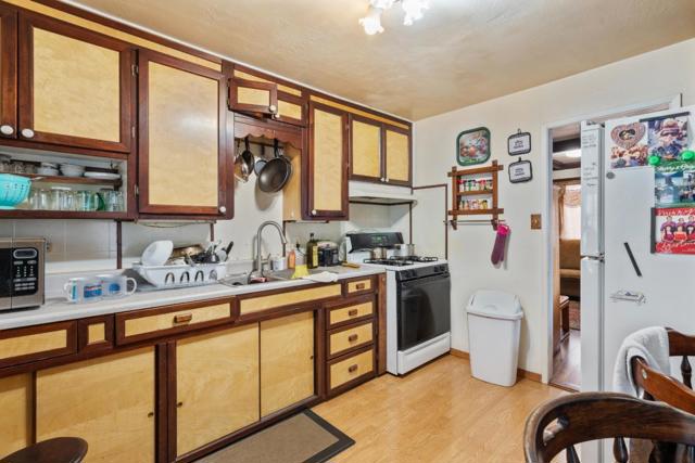1659 Judson Street, Seaside CA: https://media.crmls.org/mediaz/589266ab-61ae-4025-8565-a27363ef16a0.jpg