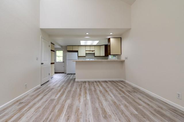 740 Loma Prieta Drive, Aptos CA: https://media.crmls.org/mediaz/58926951-e02b-4ef2-8af4-bbd6f6e1159b.jpg