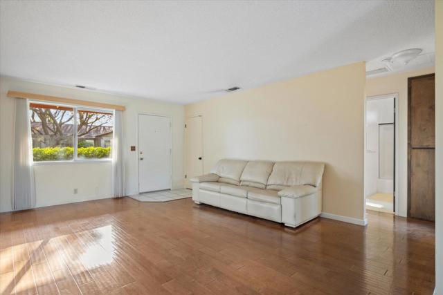 976 Jenooke Lane, Chico CA: https://media.crmls.org/mediaz/5892da8f-e4e5-497a-89c8-7aacb99b05c8.jpg