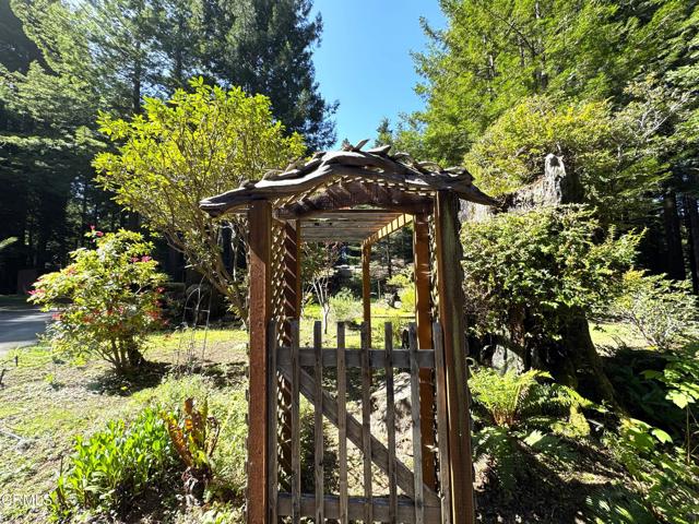 Detail Gallery Image 39 of 44 For 12141 Pinewood Rd, Mendocino,  CA 95460 - 3 Beds | 2 Baths