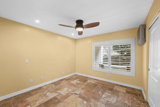 515 S Sierra Avenue, Solana Beach CA: https://media.crmls.org/mediaz/5893daaf-a2c3-455a-9a06-ce5e0d41e13d.jpg