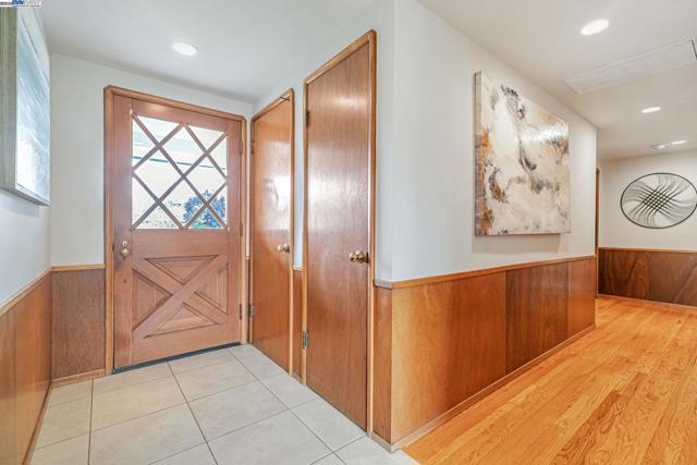 38426 Kimbro St, Fremont CA: https://media.crmls.org/mediaz/5893e985-32c4-4eda-add1-780531283516.jpg