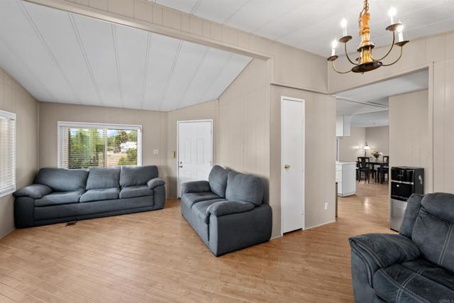 Detail Gallery Image 6 of 31 For 500 Ranchers Dr. #107,  San Marcos,  CA 92069 - 2 Beds | 2 Baths
