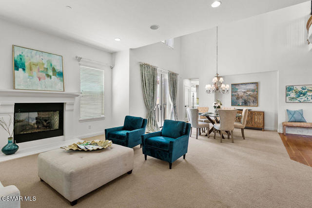 4014 Caribbean Street, Oxnard CA: https://media.crmls.org/mediaz/5894bad8-32d9-4611-a643-06ddb15c5670.jpg
