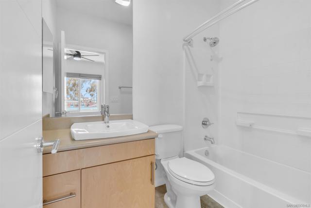 4329 Idaho St, San Diego CA: https://media.crmls.org/mediaz/5894f007-dc61-4b29-a31c-8258ef1fd104.jpg