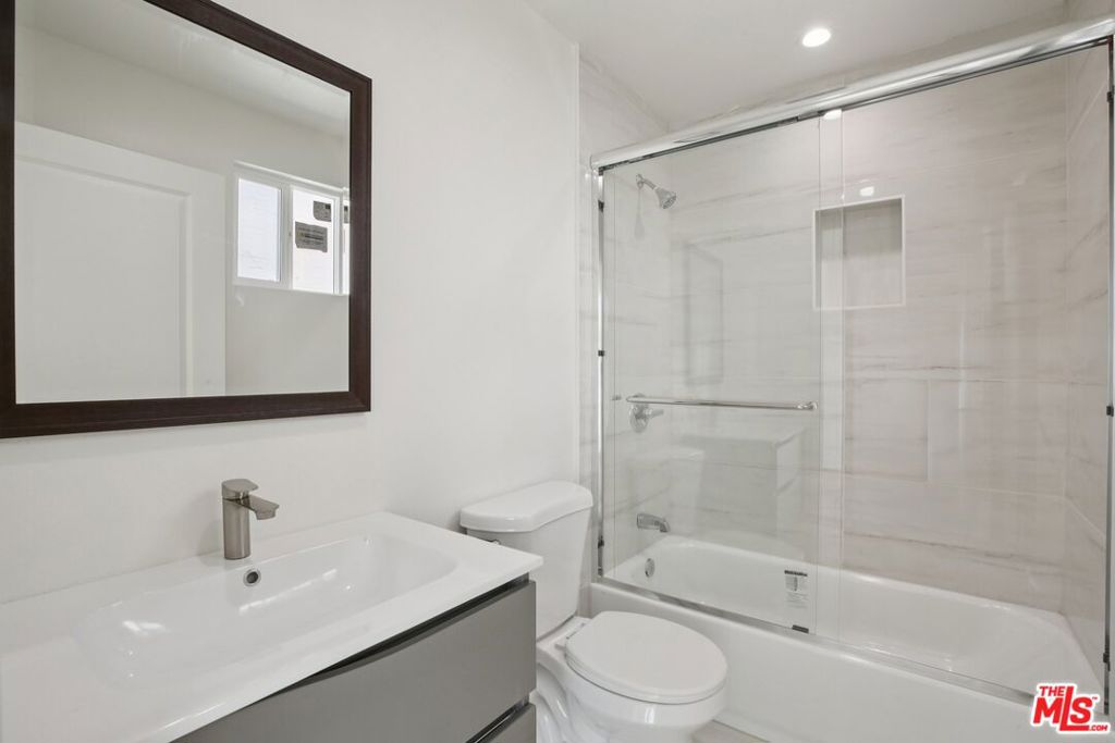 MLS #25567415 img 35