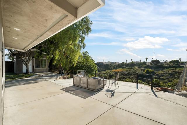 4158 Seri Street, San Diego CA: https://media.crmls.org/mediaz/5895768d-9313-41e0-a031-51e11228d7dd.jpg