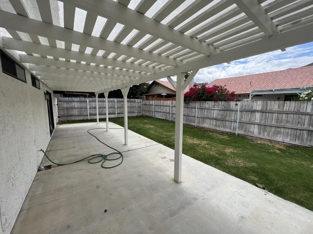 54621 Avenida Herrera, La Quinta CA: https://media.crmls.org/mediaz/5895a6b8-a1f7-4b75-810c-8d5905ac60f2.jpg
