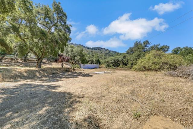 15134 Woods Valley Road, Valley Center CA: https://media.crmls.org/mediaz/5895bc39-ff0e-4578-a2c0-ec6fa69c0585.jpg