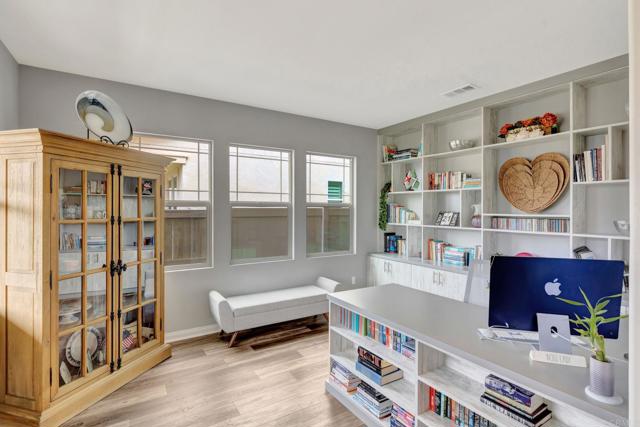 2953 Fledgling Drive, Escondido CA: https://media.crmls.org/mediaz/589662fc-893a-4dbe-a52c-6cb2fee4bb67.jpg