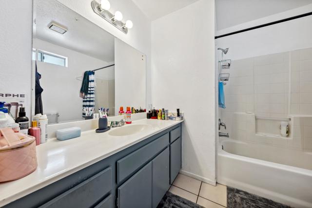 66765 Ironwood Drive, Desert Hot Springs CA: https://media.crmls.org/mediaz/58974cd1-95e4-4a84-8e85-3db571728fb0.jpg