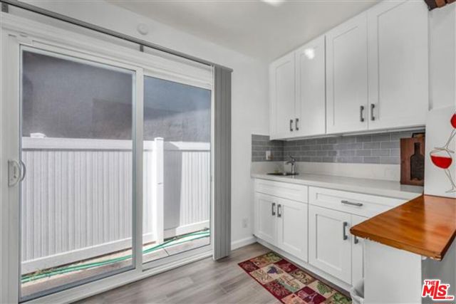 5118 Randall Street photo 8