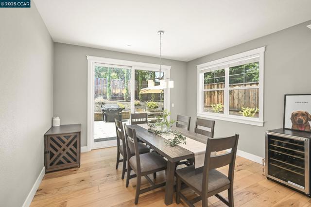 5540 Southbrook Drive, Clayton CA: https://media.crmls.org/mediaz/5897fee6-bac5-4547-8259-b7dff4fdf378.jpg