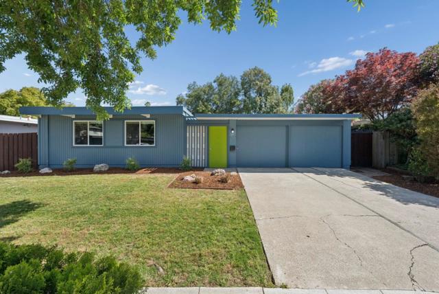 822 Dartshire Way, Sunnyvale CA: https://media.crmls.org/mediaz/589801e2-fbb2-4fa1-93bf-4c0709f3b2c7.jpg