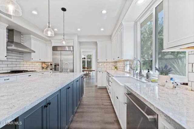4126 Sterlingview Drive, Moorpark CA: https://media.crmls.org/mediaz/58980dc2-0cb9-4413-a527-65d40de3cd8d.jpg