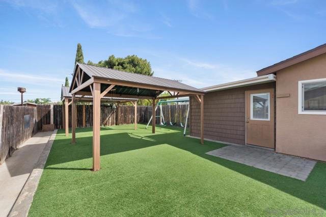 Image 22 of 25 For 8632 Atlas View