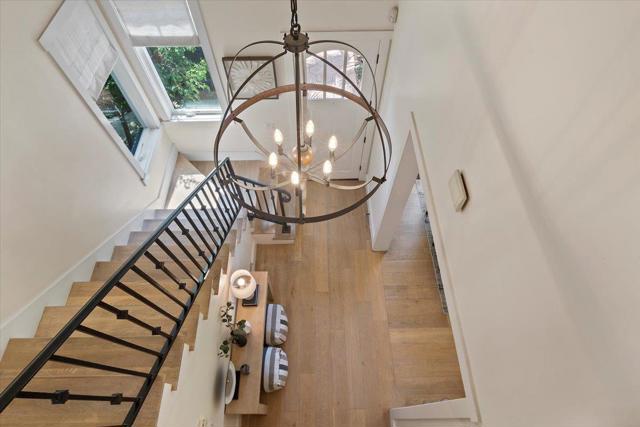 900 Roble Avenue, Menlo Park CA: https://media.crmls.org/mediaz/5898687a-b237-4f29-83ca-72d3fb666b21.jpg